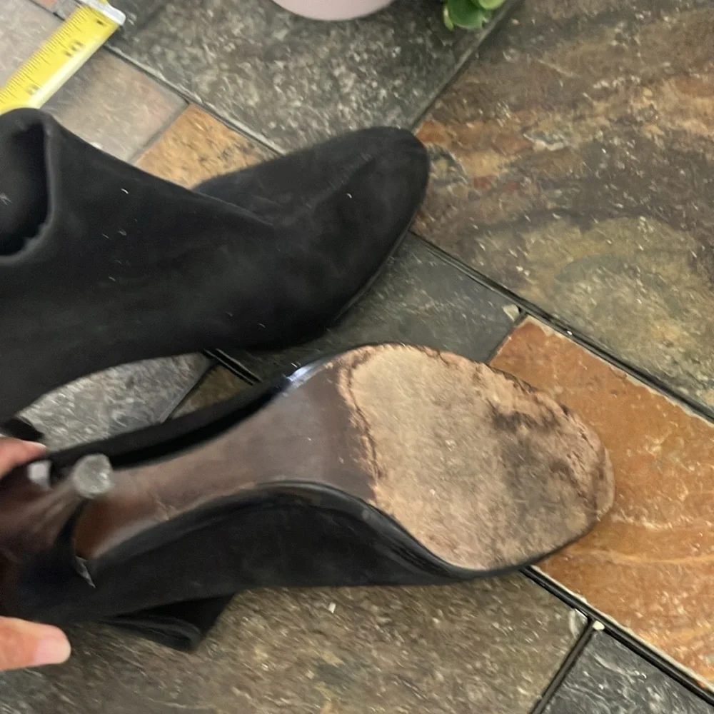 Black suede high heel booties size 10 leather‎ soles made in Italy